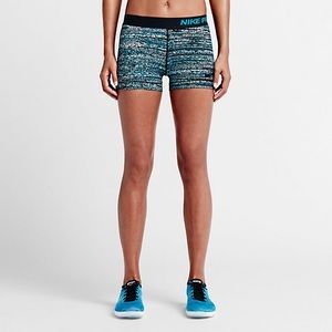 NIKE Pro shorts 3”, teal and black pattern